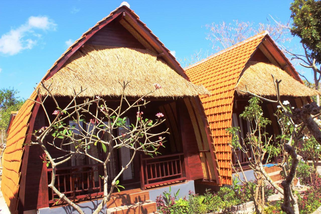 Agasta Villa Toyapakeh Exterior photo
